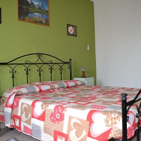 Agriturismo San Martino Castiglione Tinella エクステリア 写真