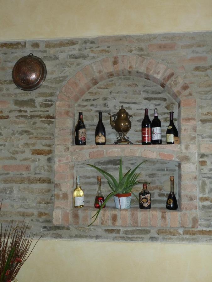 Agriturismo San Martino Castiglione Tinella エクステリア 写真
