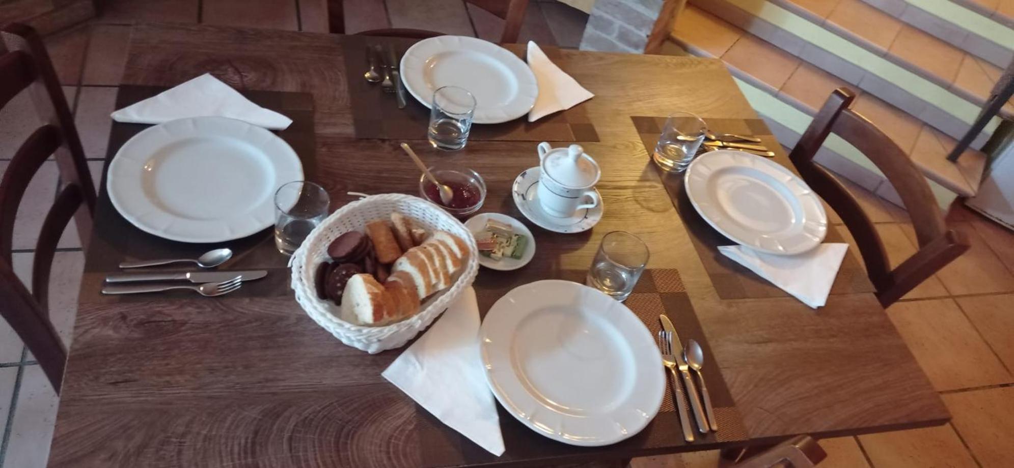 Agriturismo San Martino Castiglione Tinella エクステリア 写真