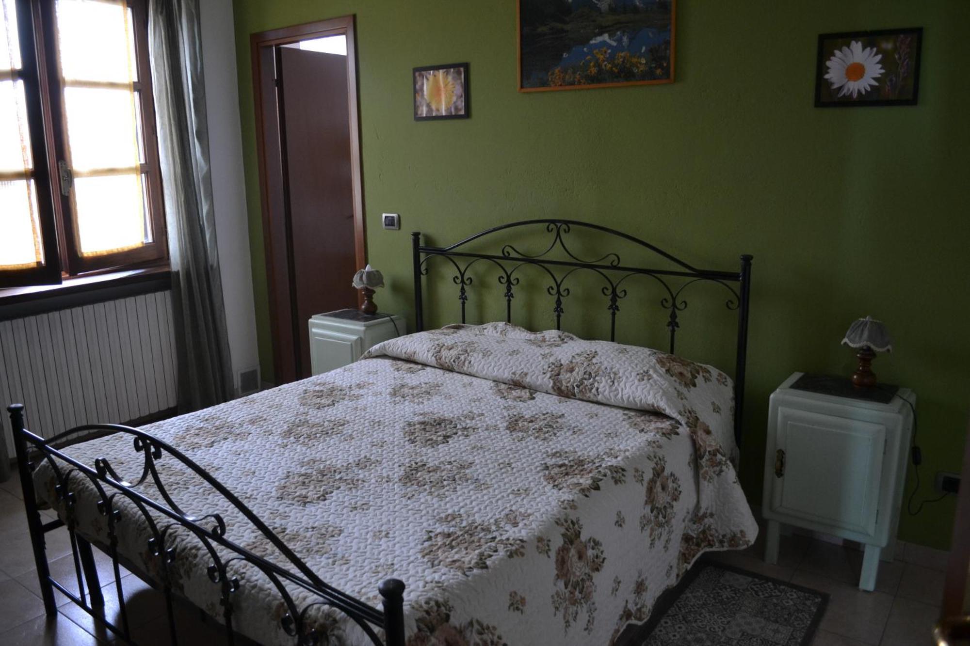 Agriturismo San Martino Castiglione Tinella エクステリア 写真